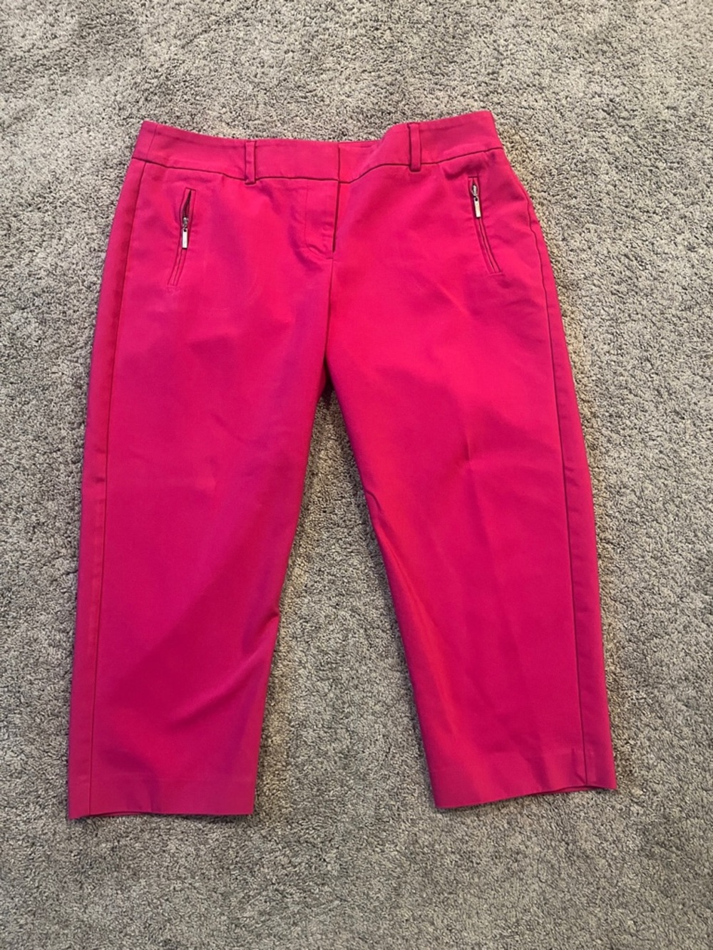 APT. 9 Capris-Size 12